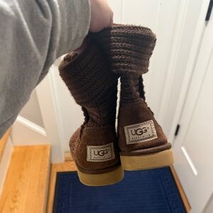 vintage brown knit uggs